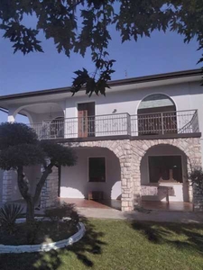 Casa Indipendente in Vendita ad Cona - 165000 Euro
