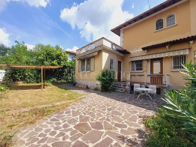 Casa a Brescia in Via Monte Nero , Veneto