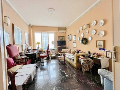 Appartamento in vendita a Firenze Lungarno Cristoforo Colombo