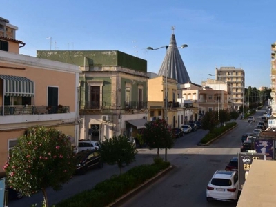 spazio commerciale in vendita a Siracusa