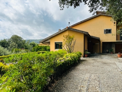 villa in vendita a Perugia