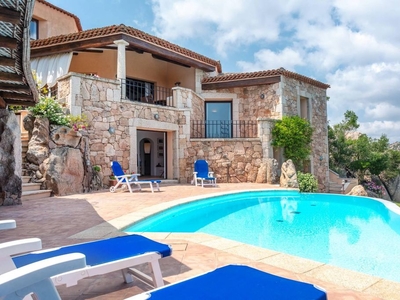 Prestigiosa villa di 189 mq in vendita Porto Cervo, Arzachena, Sassari, Sardegna