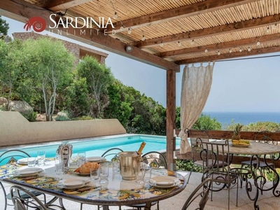 Esclusiva villa di 250 mq in vendita Via La Serrera, Trinità d'Agultu e Vignola, Sardegna