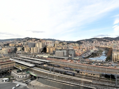 APPARTAMENTO a CENTRO, Genova