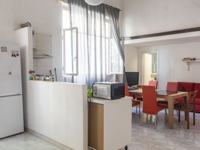Appartamento con 5 camere da letto in affitto a Roma