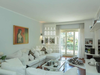 Prestigioso appartamento di 160 m² in vendita Via Cortina D'Ampezzo ,, Roma, Lazio