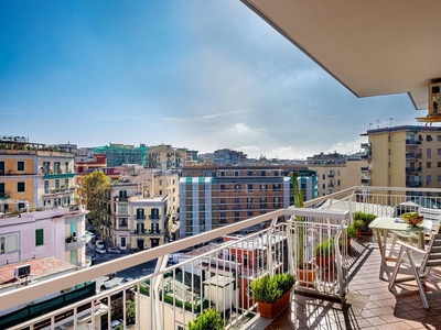 Appartamento di lusso in vendita Napoli, Campania