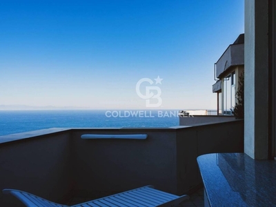 Prestigioso appartamento di 108 m² in vendita Via Torre D'Ere, 40, Bergeggi, Liguria