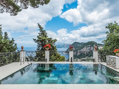 Prestigiosa villa di 1100 mq in vendita, Capri, Campania