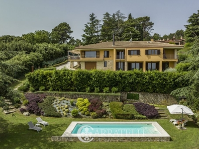 Prestigiosa villa di 388 mq in vendita, Via Girolamo Diruta, 10, Perugia, Umbria