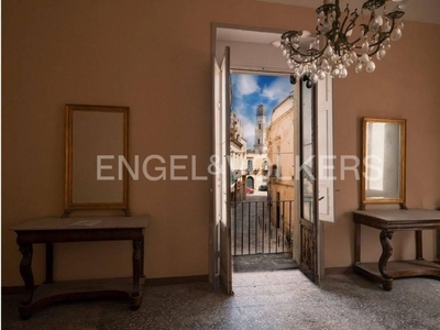 Casa di lusso di 594 mq in vendita Lecce, Italia
