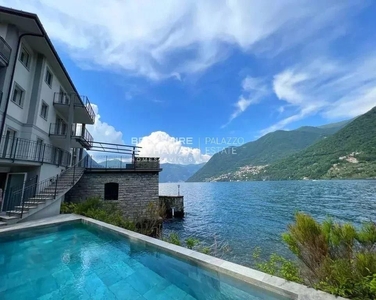 Prestigiosa villa di 500 mq in vendita Laglio, Italia