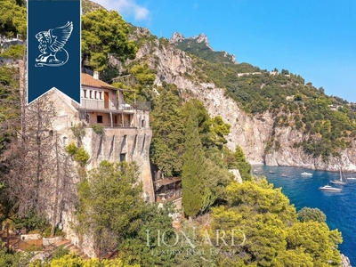 Hotel di lusso di 1000 mq in vendita Maiori, Campania