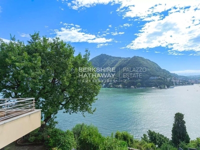Esclusiva villa di 200 mq in vendita Via Bonardi, Como, Lombardia