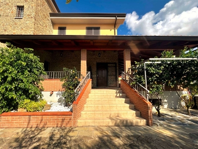 Villa bifamiliare in vendita a Agropoli Salerno