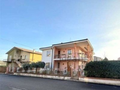 Appartamento in in vendita da privato a Soave via Guglielmo Marconi, 8