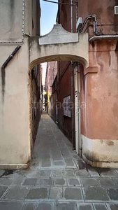 Appartamento in in vendita da privato a Venezia santa Croce, 891