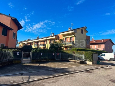 Appartamento in vendita a Castelnuovo del Garda via Martiri delle Foibe