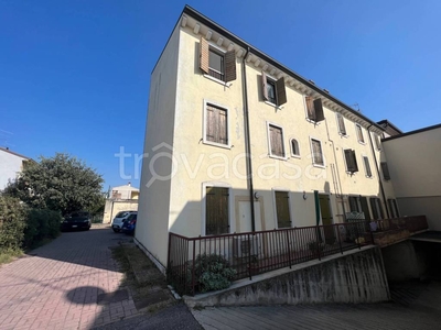 Appartamento in vendita a San Giovanni Lupatoto via Giuseppe Verdi, 49