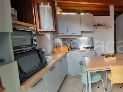 Appartamento in vendita a Valeggio sul Mincio via Bastia