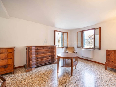 Appartamento in vendita a Venezia calle de la Donzela, 838