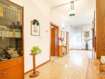 Appartamento in vendita a Venezia campo San Cassiano