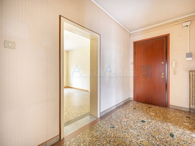 Appartamento in vendita a Venezia via Enrico Toti