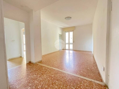 Appartamento in vendita a Verona via a. Cristofoli