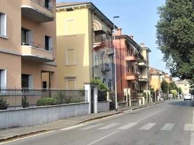 Appartamento in vendita a Verona via Alessandro Volta, 24