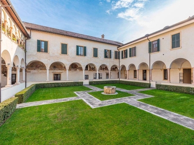 Appartamento in vendita a Verona via Sant'Antonio, 4