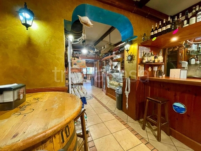 Bar in vendita a Catanzaro viale Crotone, 79
