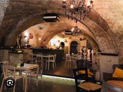 Bar in vendita a Pescara corso Gabriele Manthone, 49