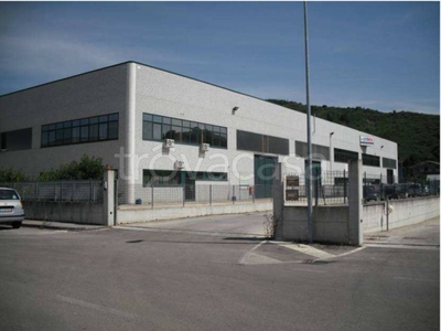 Capannone Industriale in vendita a Colonnella zona Industriale Valle Cupa, Snc