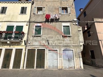 Casa Indipendente in vendita a Chioggia calle comelli 1034