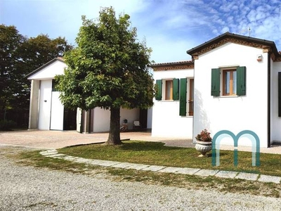 Casa Indipendente in vendita a Pianiga via Montello, 25
