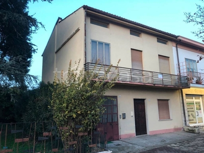 Casa Indipendente in vendita a Ronco all'Adige via XX Settembre