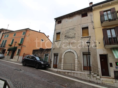 Casa Indipendente in vendita a Sona via cavaglierr antonio girelli