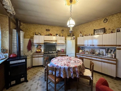 Casa Indipendente in vendita a Valeggio sul Mincio località Ariano, 4