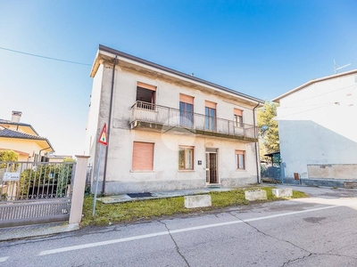 Casa Indipendente in vendita a Villafranca di Verona via Antonio Gramsci, 41