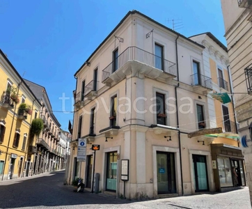 Filiale Bancaria in vendita a Sulmona corso Ovidio 105