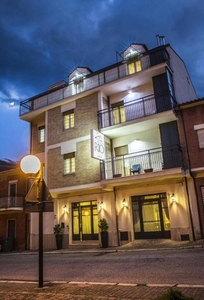 Hotel in in vendita da privato a Canistro via Santa Croce, 18