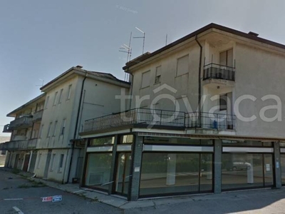 Intero Stabile in vendita a Portogruaro viale Isonzo, 130
