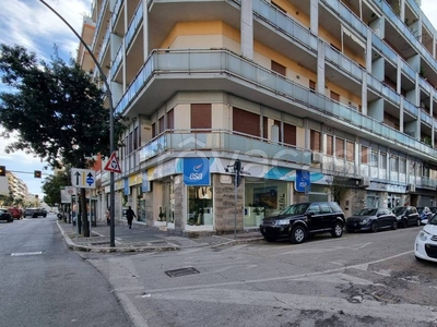 Ufficio in vendita a Pescara via dei Marrucini, 11