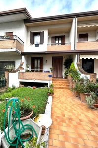 Villa a Schiera in vendita a Camponogara via Amalfi
