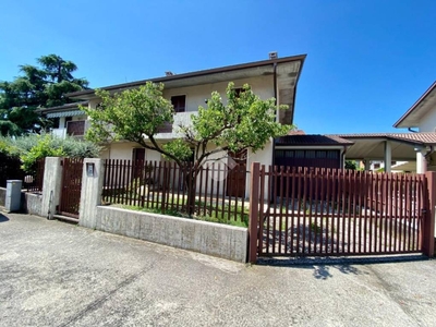 Villa a Schiera in vendita a San Giovanni Lupatoto via Fratelli Sinigaglia, 3