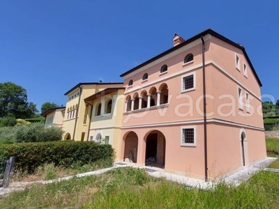 Villa a Schiera in vendita a Sant'Ambrogio di Valpolicella via Maso