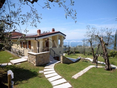 Villa a Schiera in vendita a Torri del Benaco località Prandine