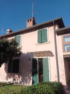 Villa a Schiera in vendita a Verona