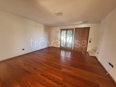 Villa a Schiera in vendita a Vicenza via Lago di Lucerna, 10