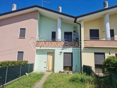 Villa a Schiera in vendita a Villa Bartolomea via Lovara, 14/b